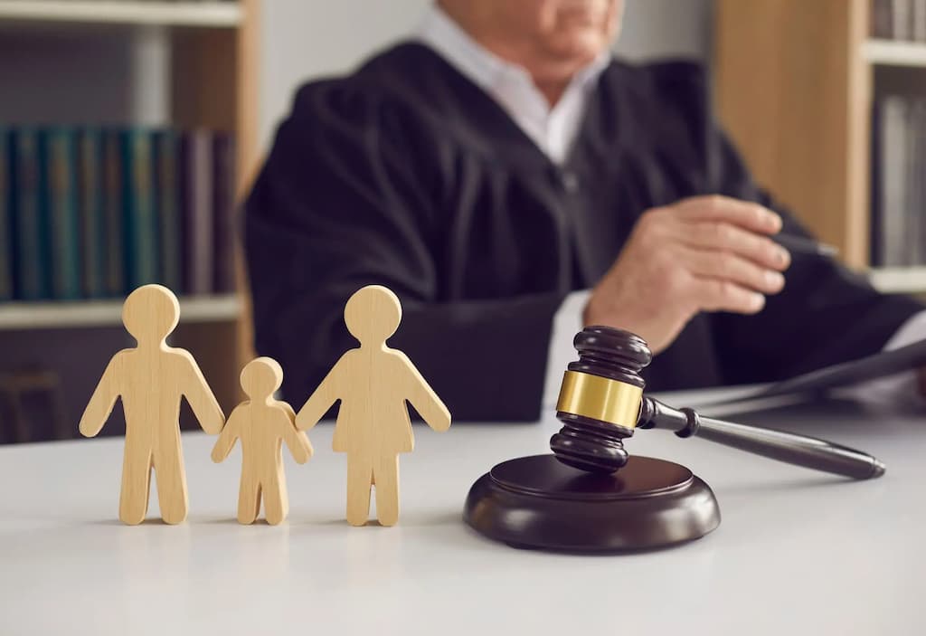 Family and discount divorce lawyer